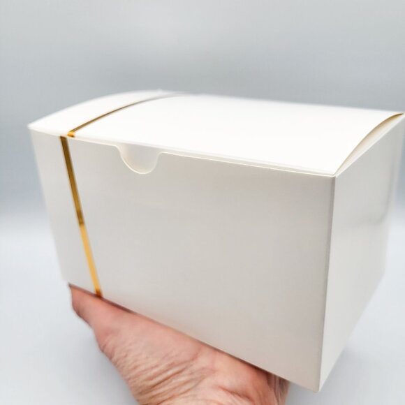 "I Care" Box - Brambleberry Soap, Soap Bag, Crochet Friend - Picture 7 of 8